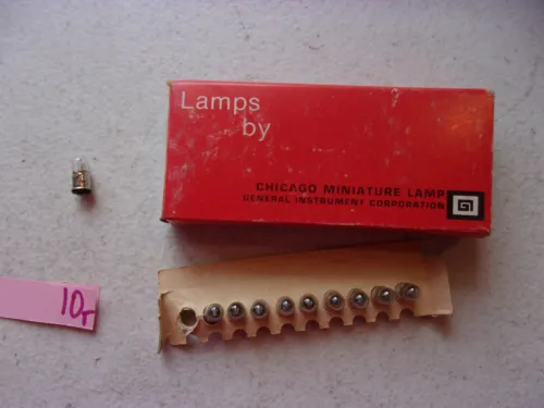 lot of 10 new in box chicago miniature lamps 389 clear (152-1) image 2