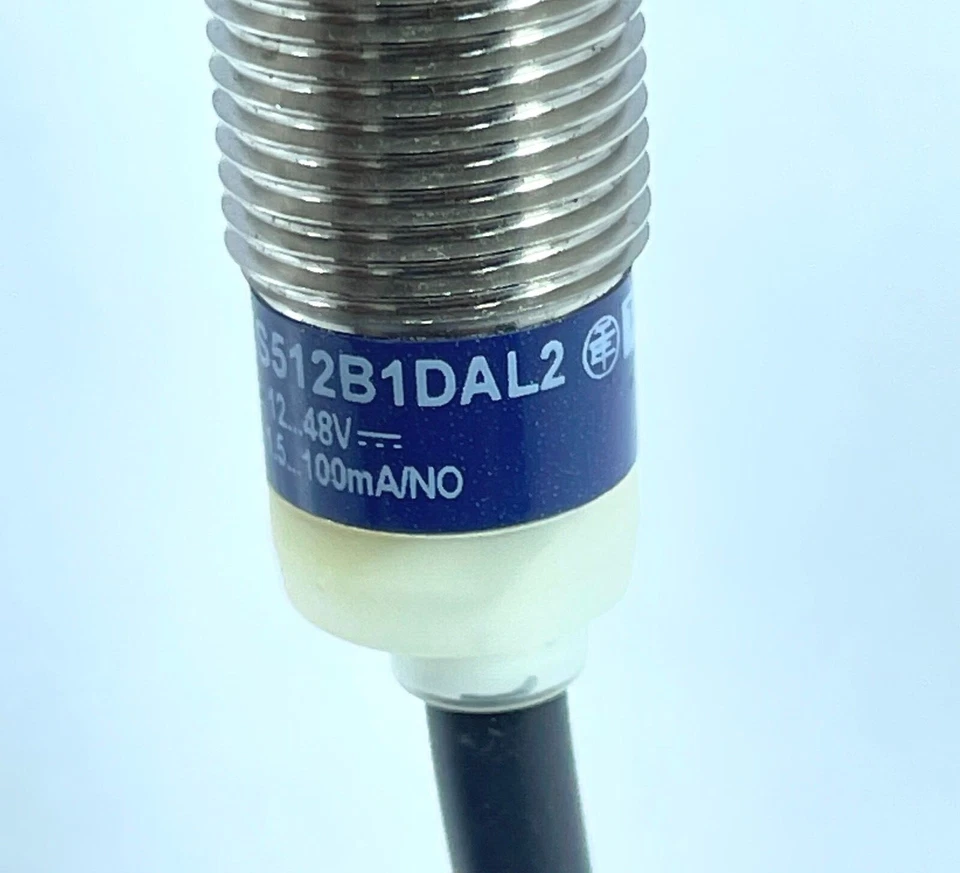 Telemecanique XS512B1DAL2 Inductive Proximity Sensor SPST-NO OsiSense XS 2mm - Image 4 of 4