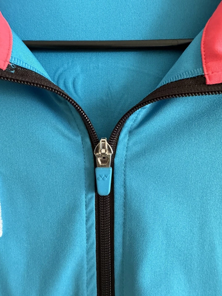 YONEX Chaqueta de Bádminton Ropa Deportiva Top Azul/Rosa [Talla 105/US:M] - Equipo EE. UU. Foto 4 de 4