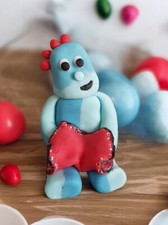 Handmade Edible Iggle Piggle Makka Upsy In The Night Garden Cake Topper  fondant