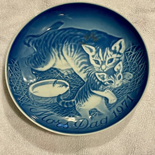 Mors Dag 1971 COPENHAGEN Cat & Kitten 6" Plate B&G Mothers Day Made in Denmark