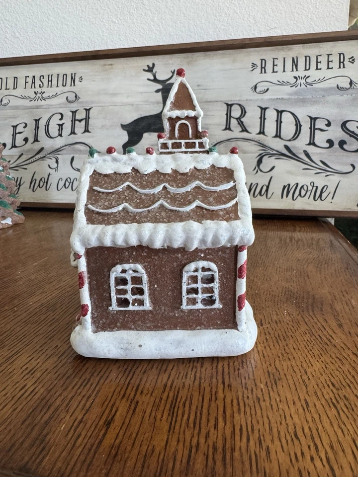 Decoración de casa de pan de jengibre de Navidad con luz LED Foto 2 de 4