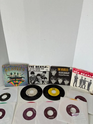 BEATLES LOT OF 16 45 3 ORIGINAL PIC SLEEVES ,PROMO AND 9 COLORED JUKE BOX 45'S