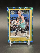 Courtney Vandersloot 2025 Donruss WNBA #34 Teal Laser #’d /125