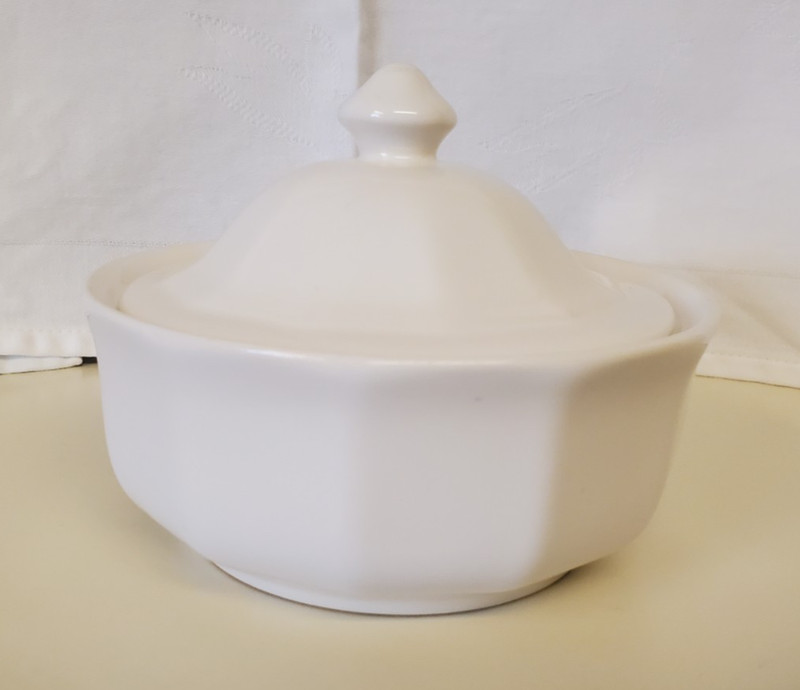 Vintage MCM Pfaltzgraff Heritage White Covered Butter Crock Tub Excellent USA
