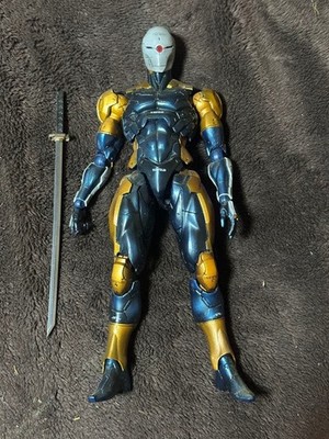 Play Arts Kai Metal Gear Solid Cyborg Ninja Figure Blue Gold