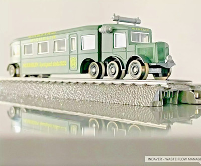 MÄRKLIN LOKOMOTIVE 3121 - MICHELINE - MINERVA - ANALOG - H0 - NEU (WR-827)