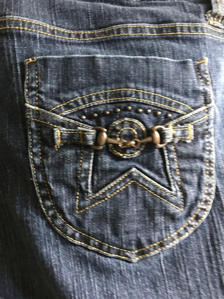 Metro 7 para mujer talla Pantalones cortos capri 14 Attention Dark Indigo Jean Bermuda larga? Foto 4 de 4