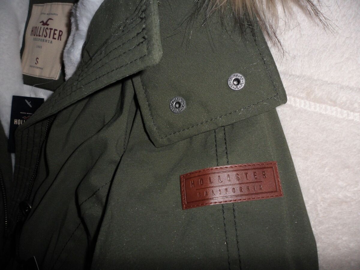Womens Hollister by Abercrombie & Fitch Water Resistant Fur Parka