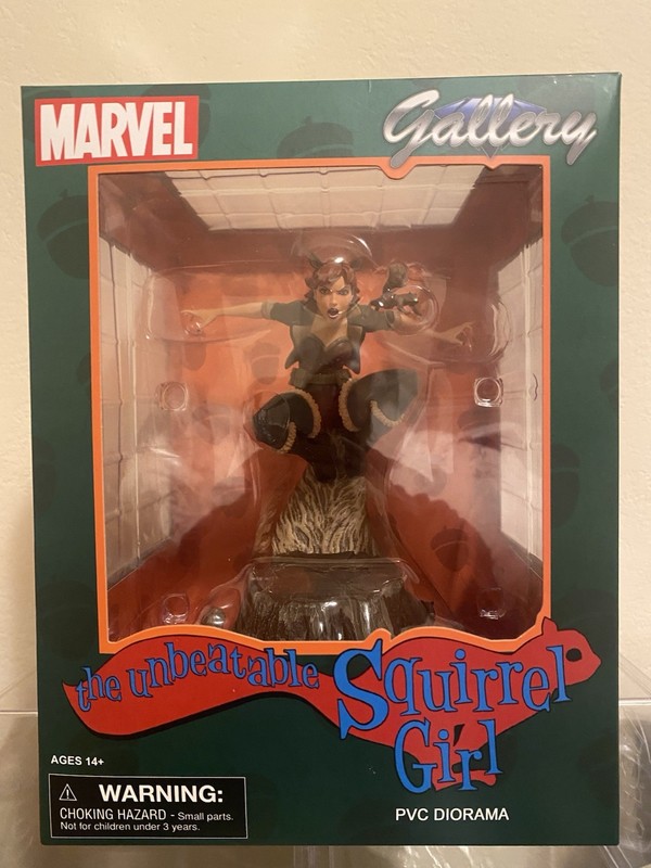 The Unbeatable Squirrel Girl PVC Gallery Diorama Diamond Select Marvel (SEALED)