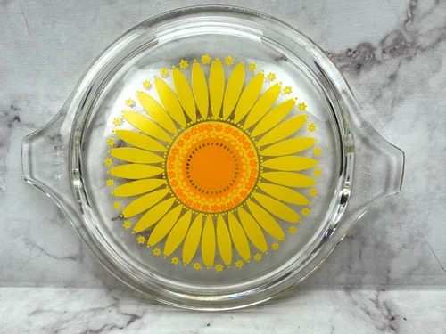 Vintage PYREX Casserole Dish Lid Only Daisy Sunflower 470-C Clear Glass Yellow