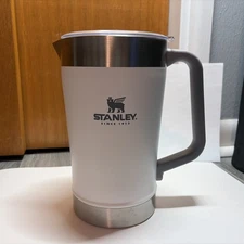Stanley 64oz White Stainless Pitcher w/ Lid – Insulated Water Jug NEW - Uline