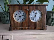 VINTAGE SELTENE SOWJETISCHE MECHANISCHE SCHACHUHR AUS HOLZ JANTAR BERNSTEIN...