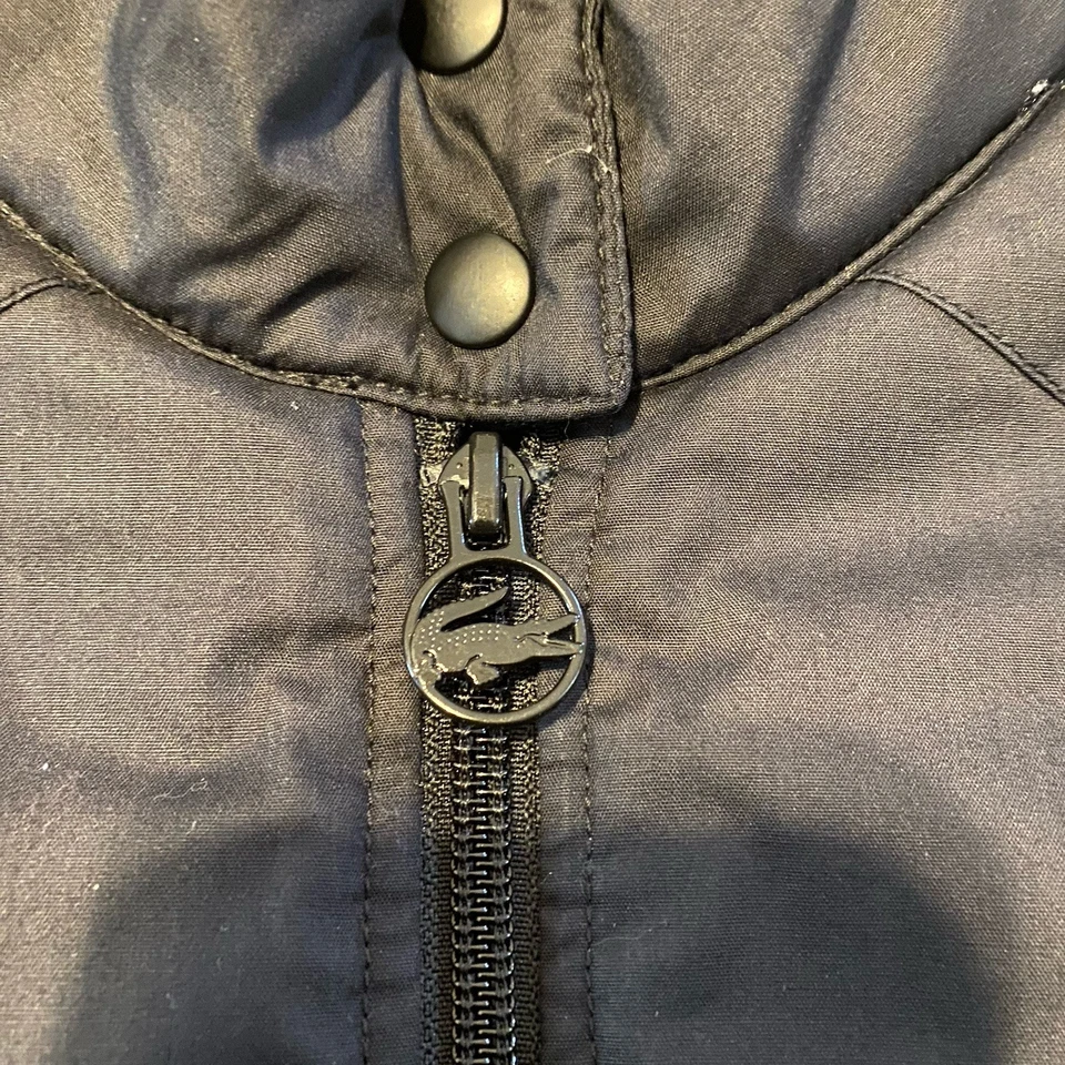 Женский жилет Lacoste 42 черный пуховик на молнии с логотипом ветровка - Изображение 3 из 4