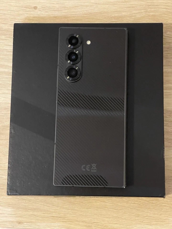 Samsung Galaxy Z Fold6 · 256GB, photo 4 of 5