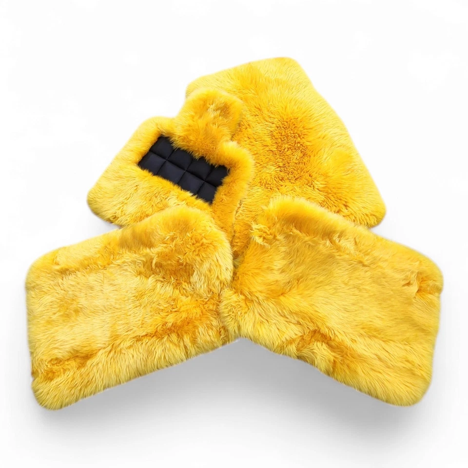 Genuine Lambswool Sheepskin Yellow Floor Mats Rolls Royce Cullinan 2019 - 2026 - Image 3 of 4