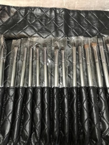 BH Cosmetics Sculpt and Blend Makeup Brushes 36 Piece Professional Set Brand New - Picture 6 of 12