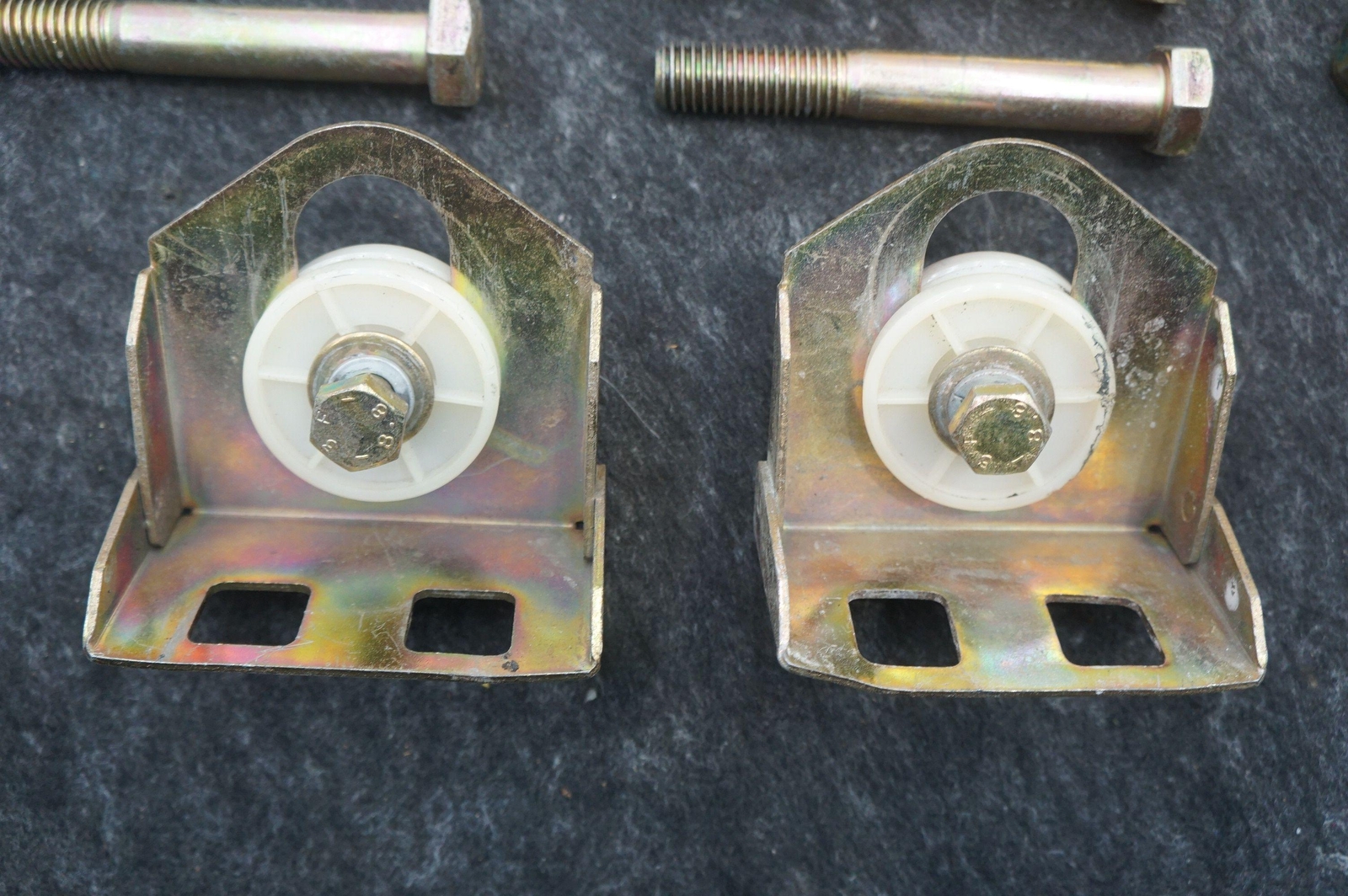 Set Various Adjustment Spacer Shim Bracket Assembly OEM Ferrari