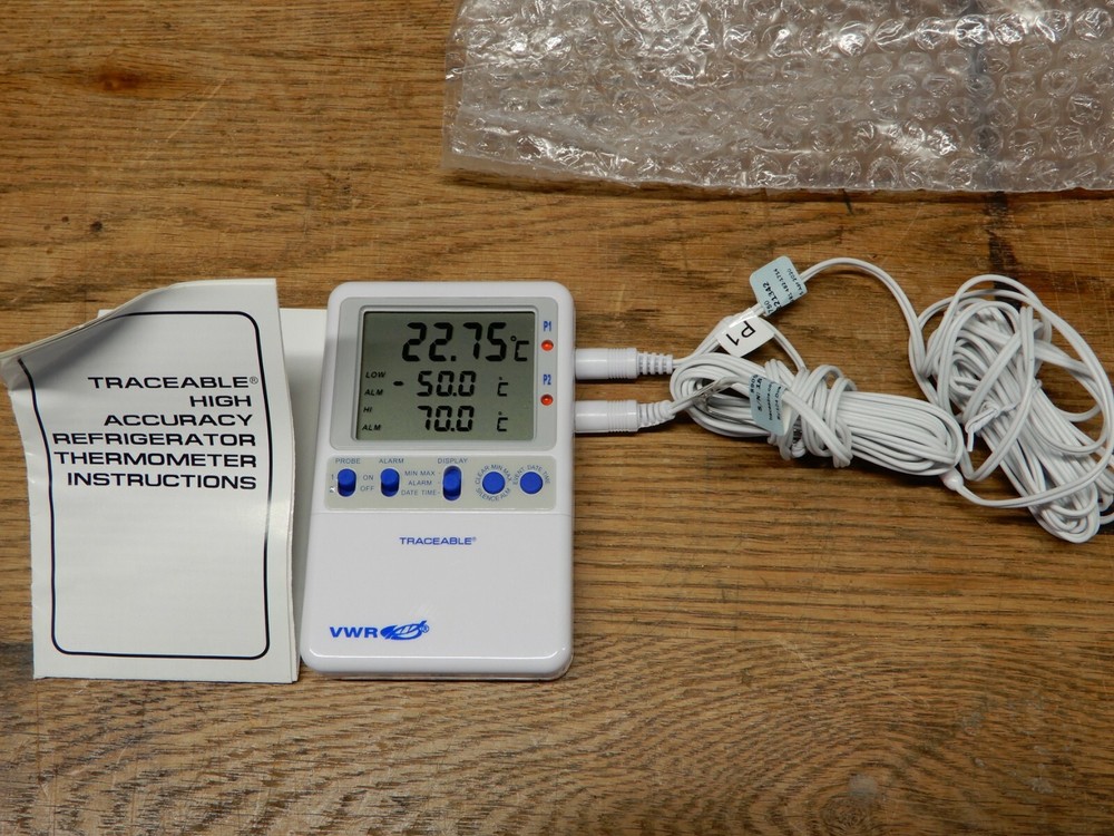 VWR Dual Channel Traceable Thermometer 89094-750 With Two Probe