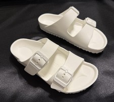Birkenstock sandals Arizona Essentials Kids . Size - 33 . US - 2-2.5