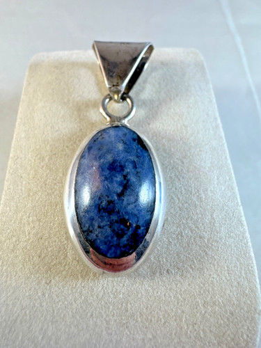Vintage TZ-17 Mexican sterling silver blue agate pendant