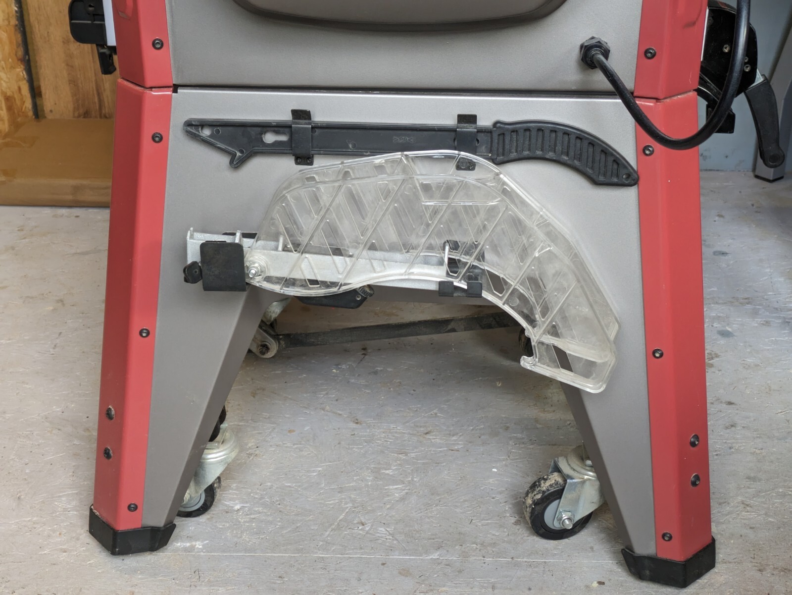 Lumberjack Cast Iron Table Saw with 1800W Motor Professional Wheel Kit