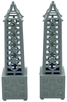 Department 56 Lattice Obelisk Two Set 1998 Seasons Bay #53376 Accessories