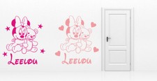 1 Wandtattoo Baby Minnie und ihr Kuscheltier * Vorname nach Wahl * Herzen oder Sterne
