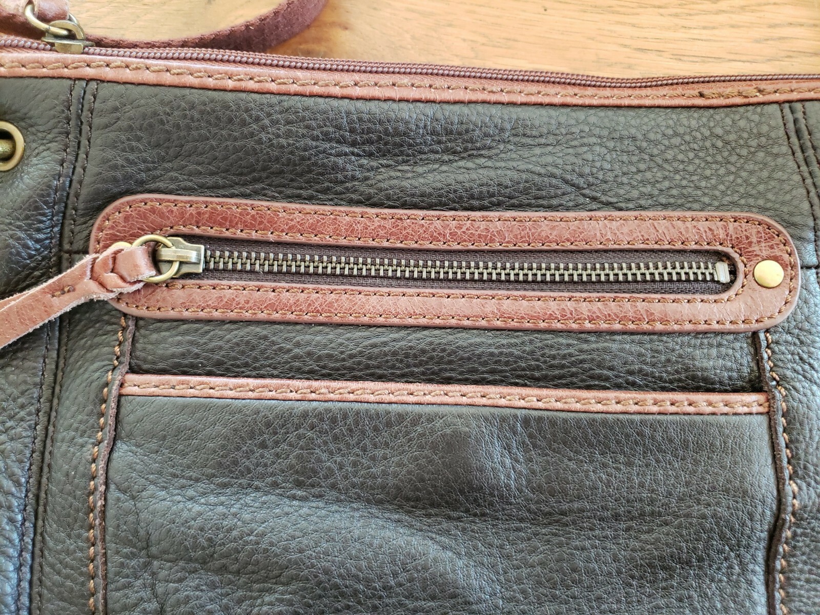 THE SAK Iris BROWN Leather Shoulder Crossbody Bag zip Gem