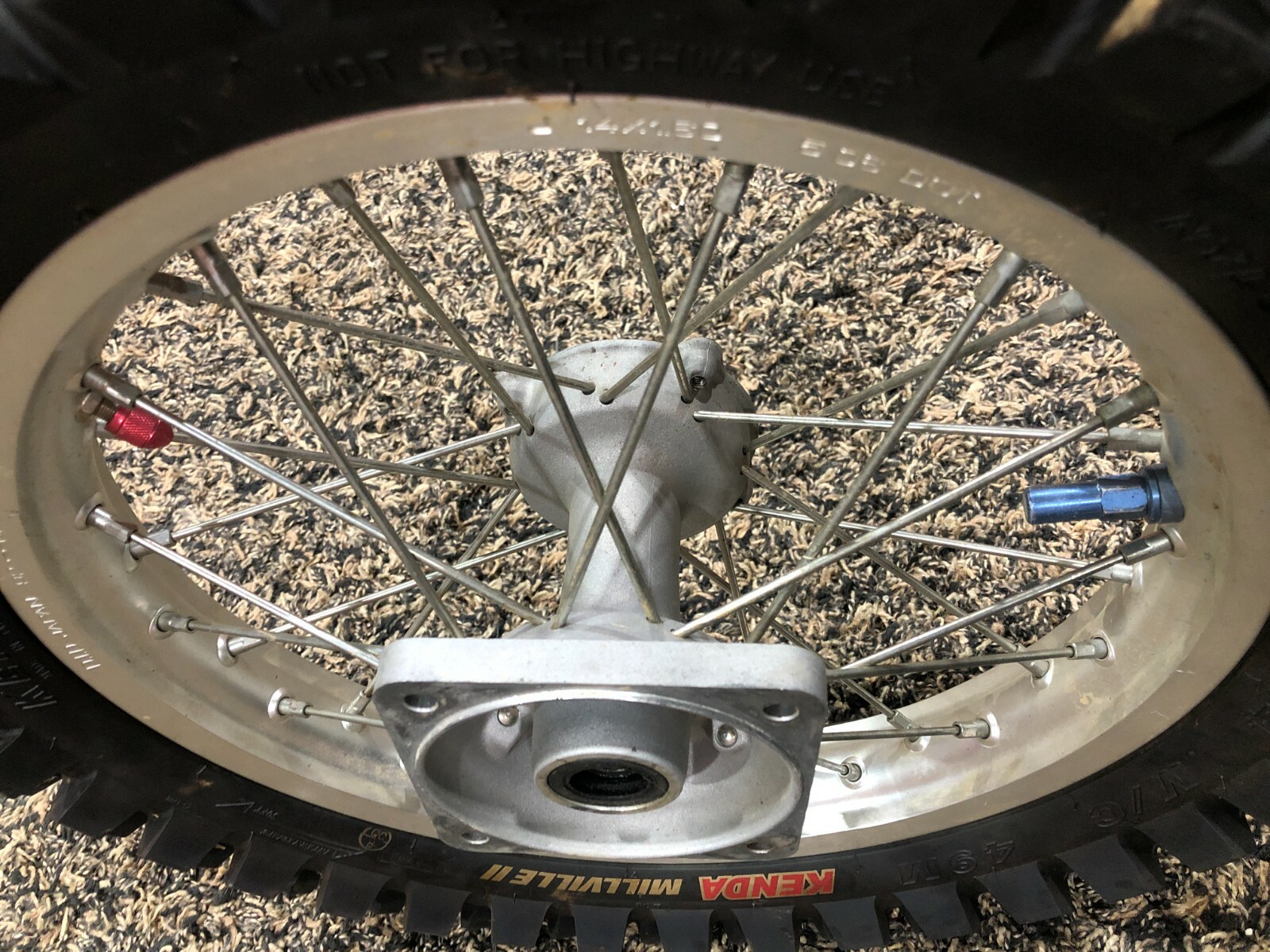 20072021 CRF15R front RIM Complete with tire CRF150R 70/10017 CRF150R