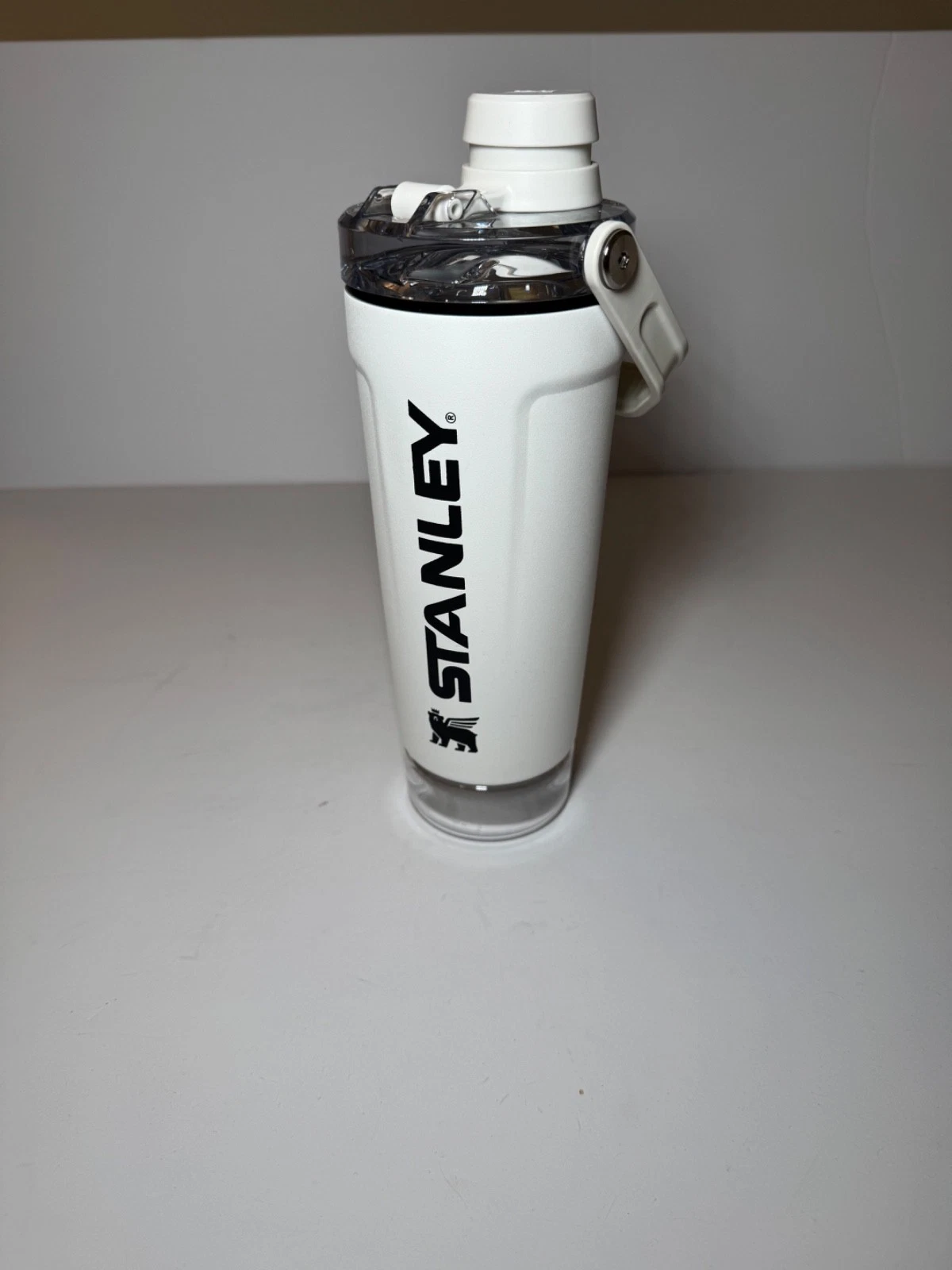Stanley Protein Vitalize Shaker Bottle White Flip Top Insulated Tumbler Gym
Opens in a new window or