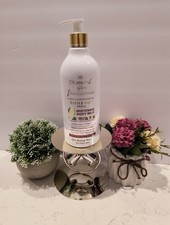 GCC DIAMOND GLOW WHITENING BODY MILK WITH Carrot Oil  VIT A,K,E 500mlx1      