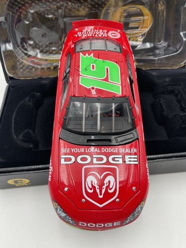 Jeremy Mayfield #19 Dodge 2002 NASCAR Diecast 1:24 RCCA 02 Action 19 ELITE - Picture 4 of 9