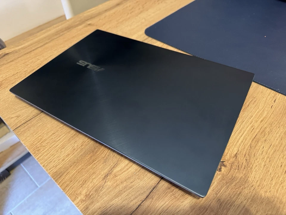 ASUS ZenBook Duo UX482EG 14" 512GB SSD, Intel Core i7-1165G7, 2.9 GHz, 16GB - Immagine 3 di 4