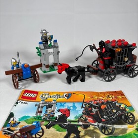 LEGO Castle 70401 Gold Getaway Complete Retired Knights Wagon Horse