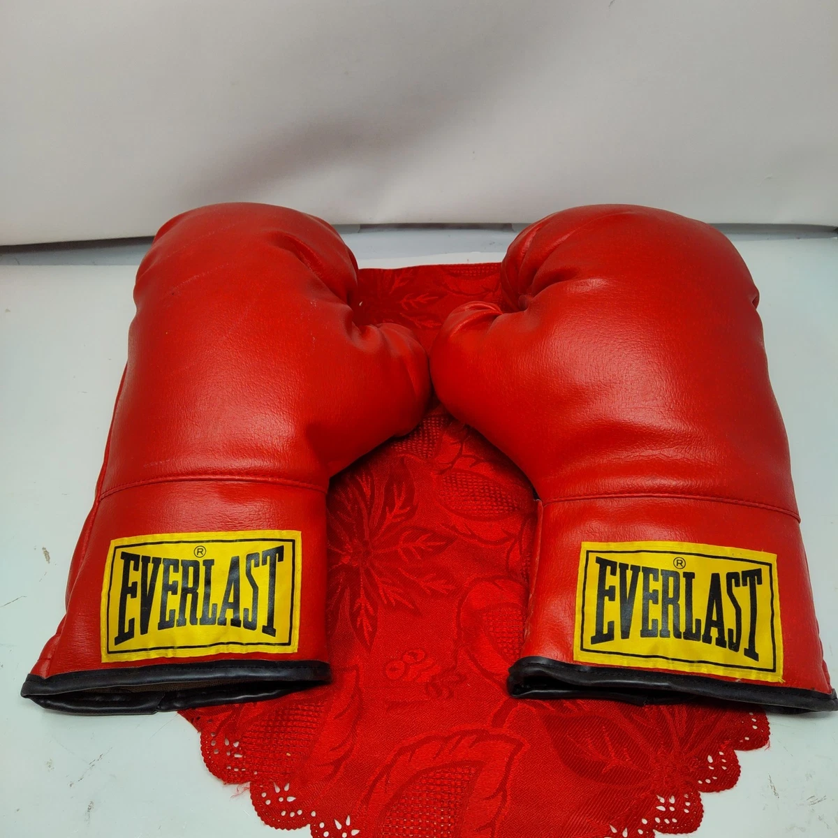 Everlast Red Boxing Gloves 14 oz. Weight for sale | eBay