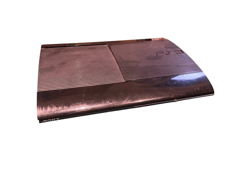 Sony PlayStation 3 Super Slim, photo 3 of 5