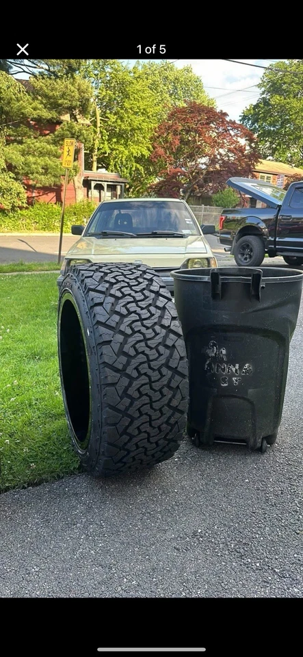 22x12 Cali off road switchbacks . Tires- 22x12x33s - Image 2 of 4