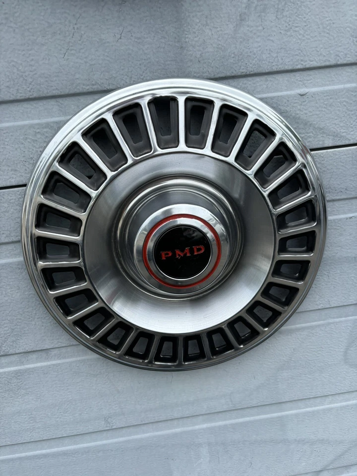 Pontiac Firebird Catalina Bonniville Tempest Ventura 1967-72 tapacubos 4 buen fabricante original Foto 4 de 4