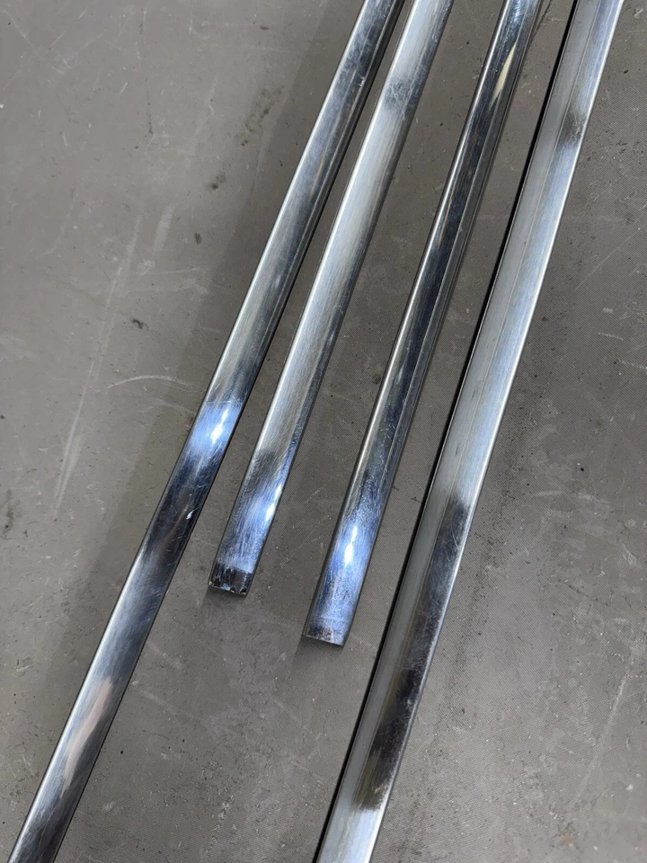 Ford Fairlane 1962-1965 sedán ventana trasera moldura de vidrio Meteor 1964 OE Foto 3 de 4