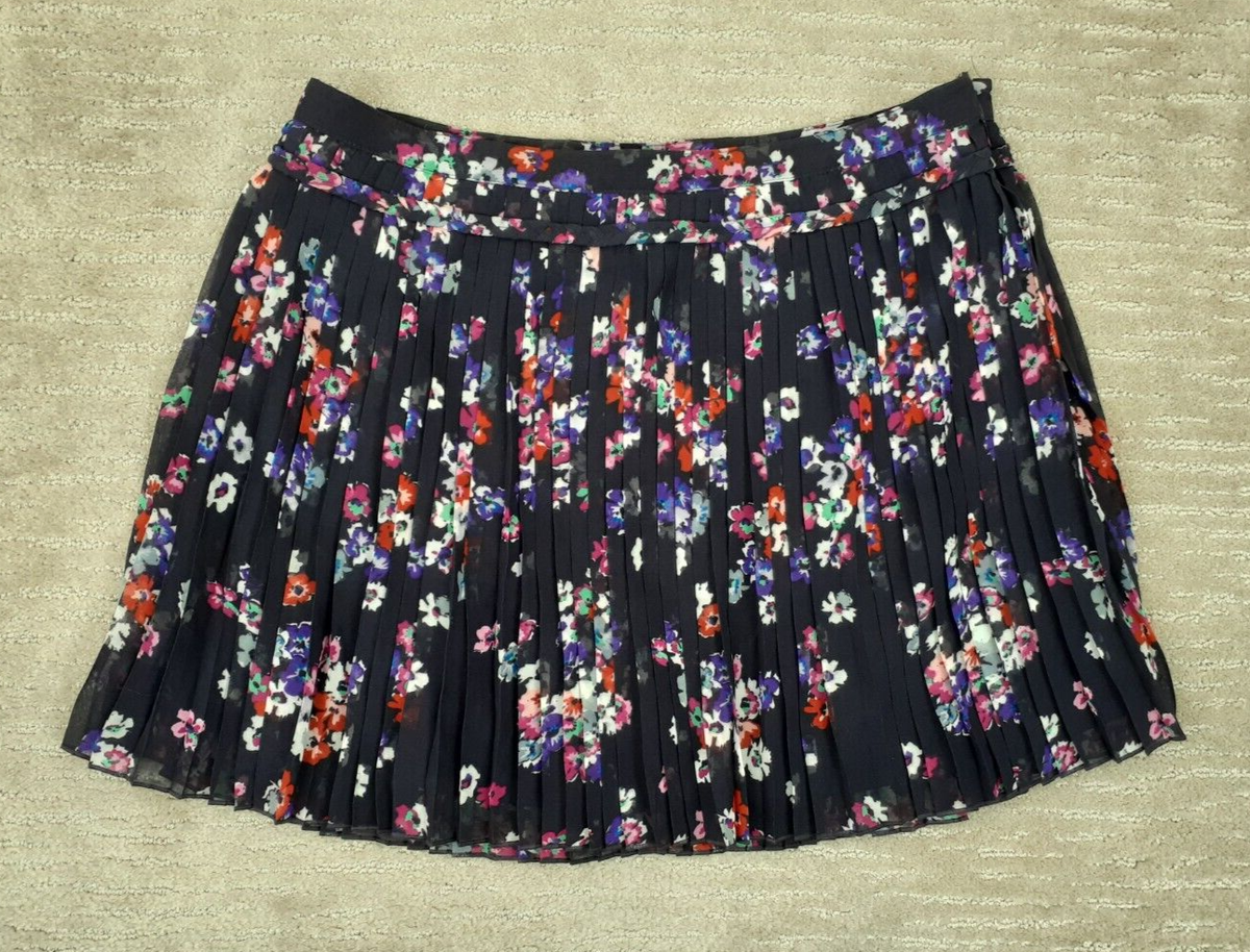 American Eagle Womens Skirt Sz 12 Plum Purple Floral Pleated Lined