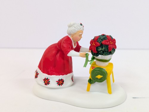 ACCESSORIO SERIE POLO NORD DEPT 56 ~MRS. PUNTAINE PERFETTE CLAUS' - Foto 5 di 8