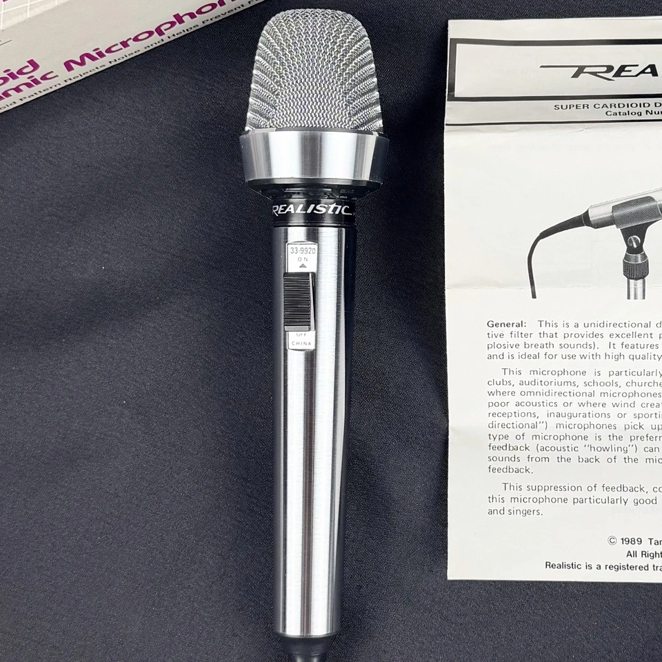 Realistic Super Cardioid Dynamic Microphone 33-9920 With Box And Manual - Image 3 of 4