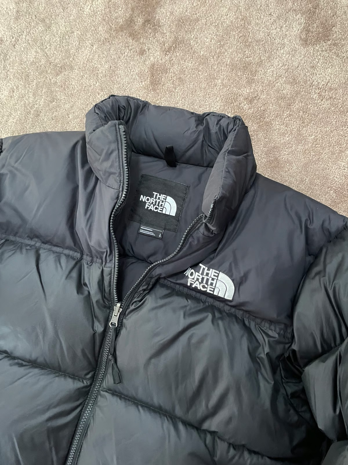 The Northface 700 Men’s 1996 Retro Nuptse Jacket thumbnail 3