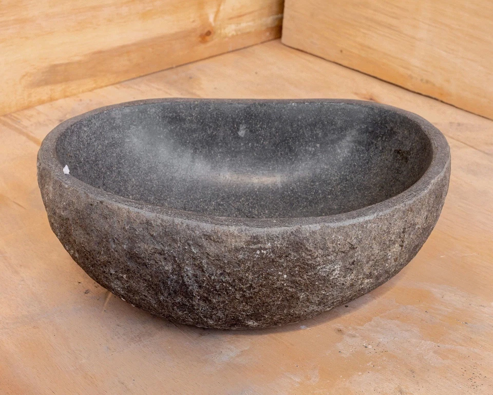 Vogeltränke aus Natur Flussstein  Wasserschale Ø25cm Winterfest 6-7 Kg - Bild 4 von 4