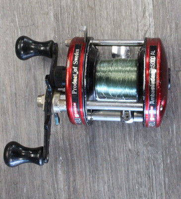 ABU Ambassadeur 5000 Red Bait Casting Reel Made in Sweden free shipping