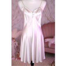 Vintage 80s White Chemise - Bridal Slip Dress with Fabric Covered Buttons Sz 6