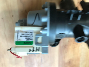 Ablauf-Laugepumpe  ASKOLL.Art.RC0455.Mod.M327.Für diverse Waschmaschinen .