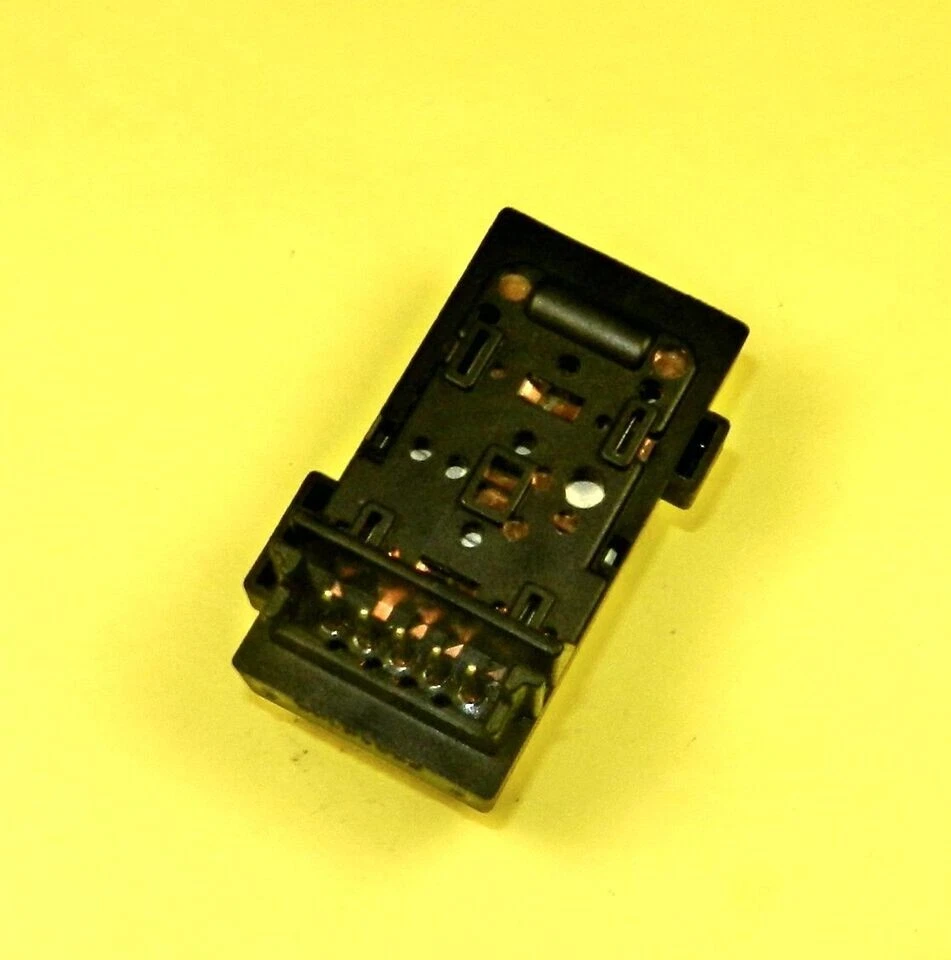 Interruptor de cerradura de puerta Buick Lesabre Park Avenue Roadmaster 1994-1996 funcionando 25618165 Foto 3 de 4