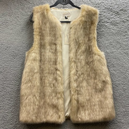 Universal Thread Sleeveless Faux Fur 